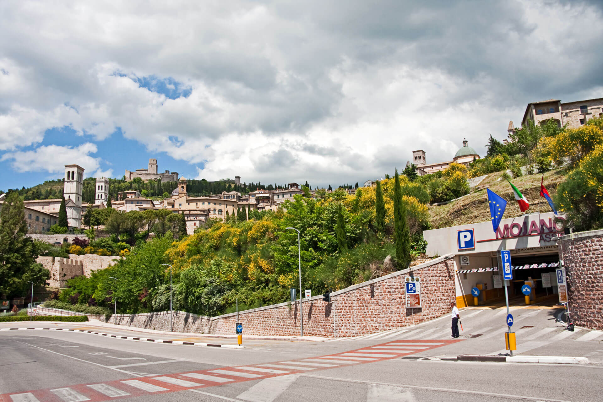 Parcheggio Mojano Assisi - Porta Lavagine Urbino - Nuovo P Manini